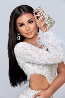 Sophie Lewis, Miss International 2024